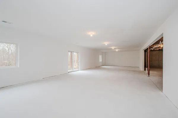 $785,276 | 4201 Duck Drive, Ann Arbor, MI 48103