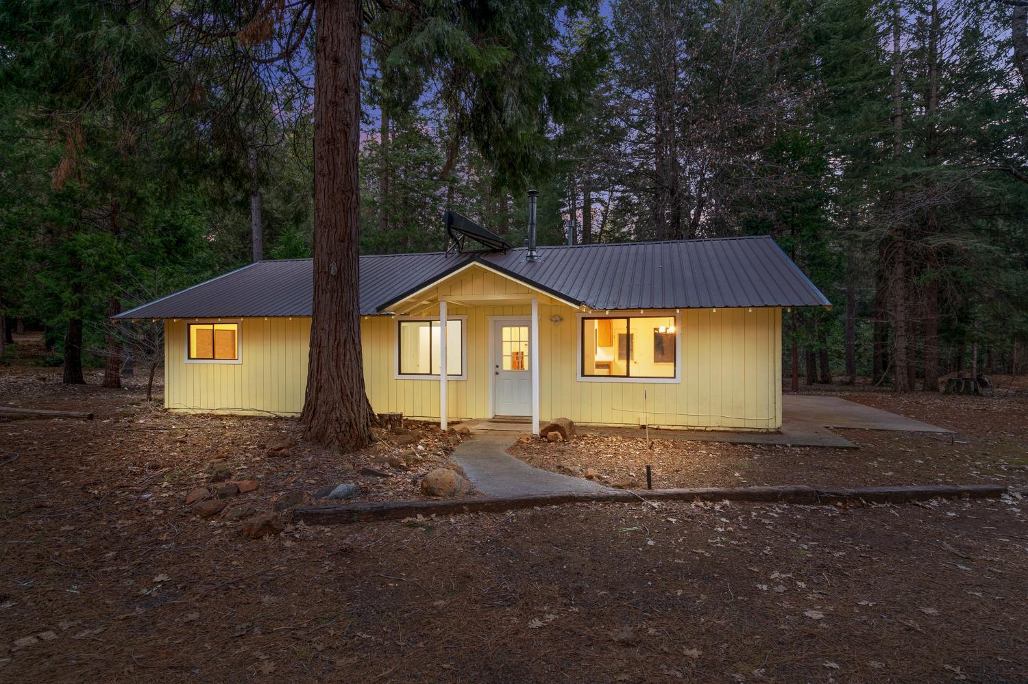 5498 Platt Mountain Road Forest Ranch, CA 95942 - Photo 56 of 59 Main House
