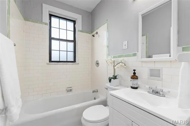 $1,400 | 6218 Northwood Avenue, Unit 11, St. Louis, MO 63105