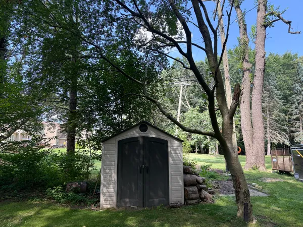 $338,900 | 3584 West Maple Road, Wixom, MI 48393