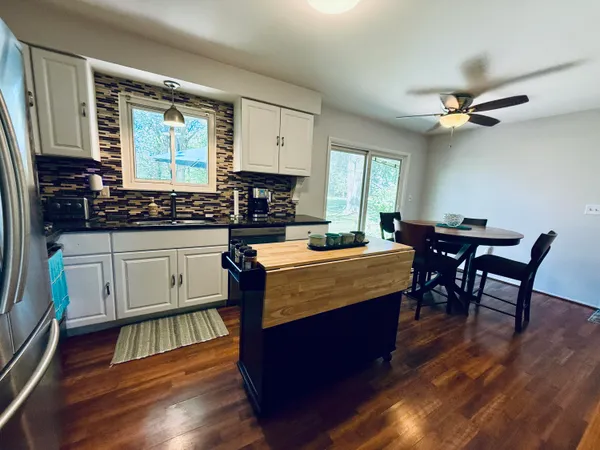 $338,900 | 3584 West Maple Road, Wixom, MI 48393