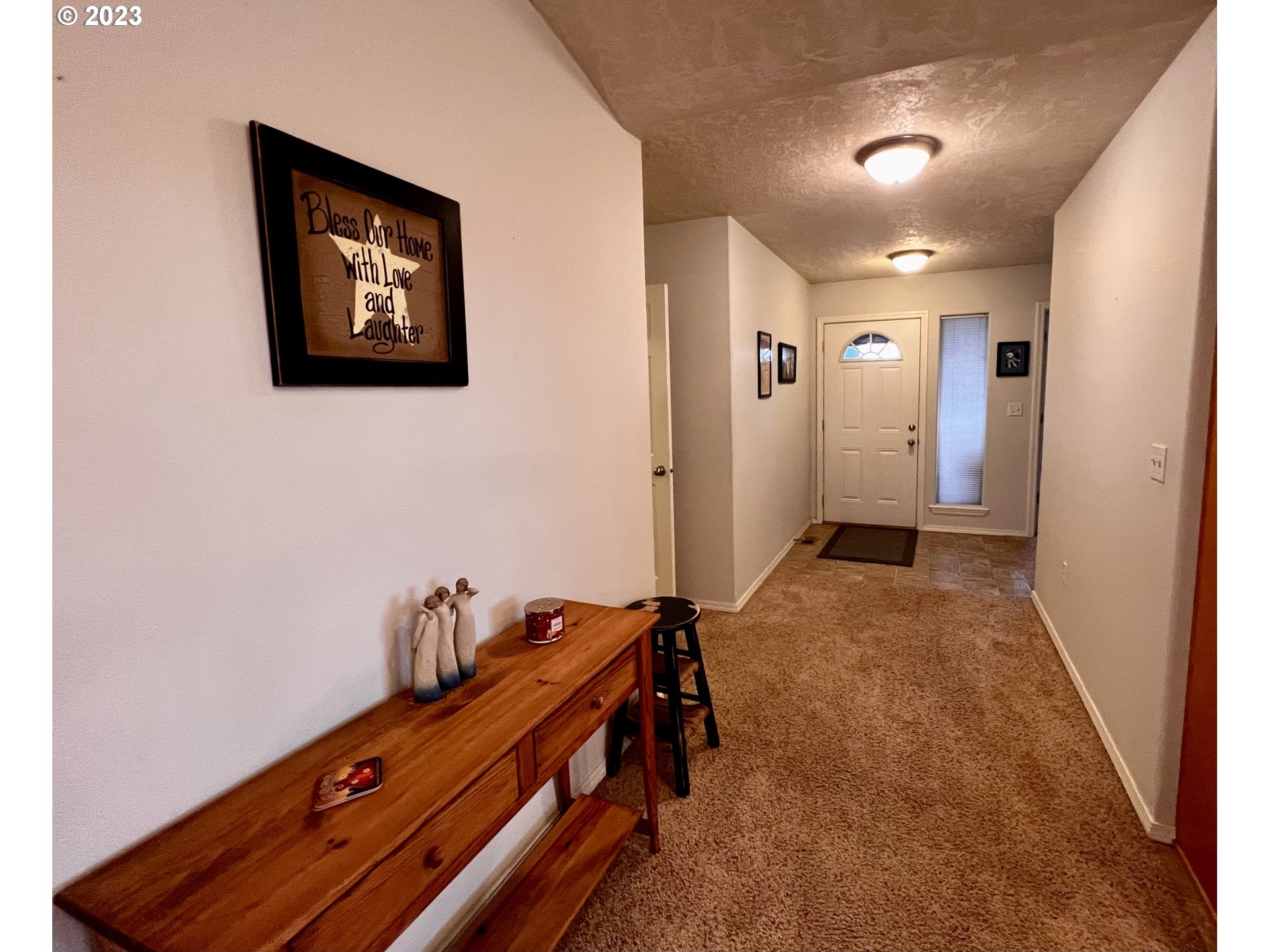 1604 Southwest 2nd Street Pendleton, OR 97801 - Photo 8 of 20 a view of a hallway with front door