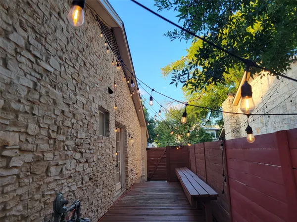 $510,000 | 2011 Meadowridge Drive, Unit A, Austin, TX 78704