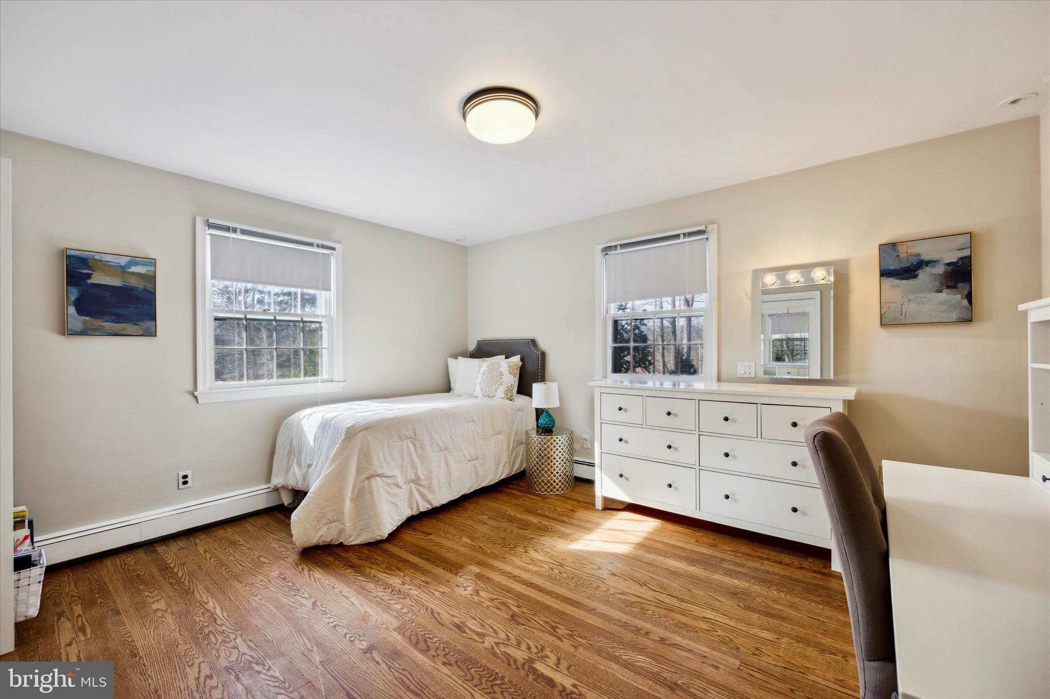 805 Malin Road Newtown Square, PA 19073 - Photo 33 of 48 3nd Large bedroom