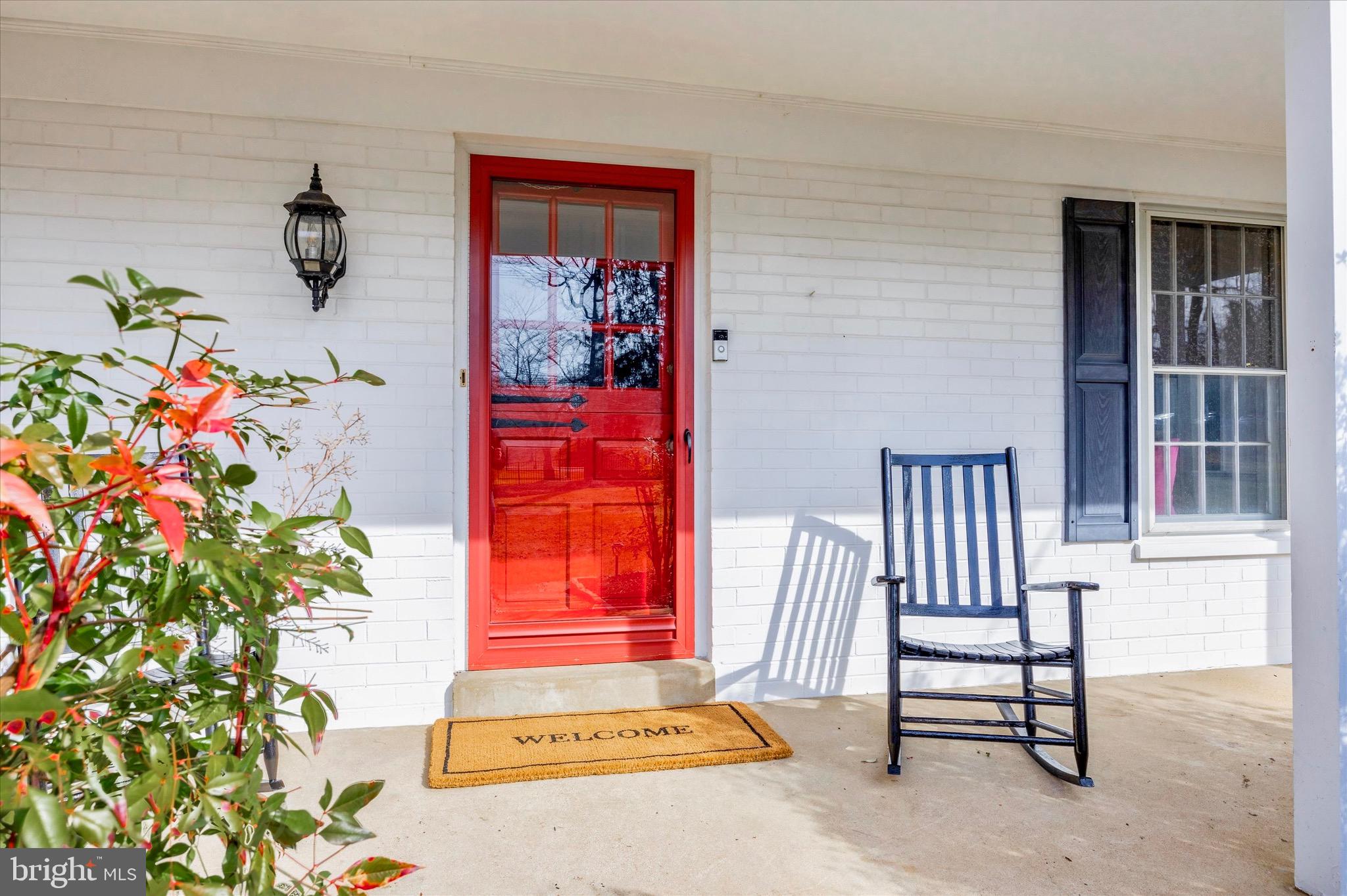 805 Malin Road Newtown Square, PA 19073 - Photo 8 of 48 A double dutch door welcomes you to your new home!