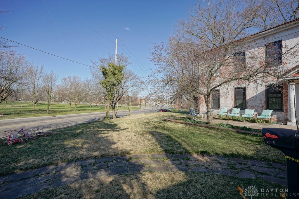 218 Selma Road Springfield, OH 45505 - Photo 5 of 51
