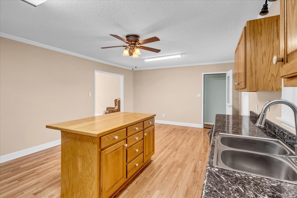 102 2nd Avenue North Decherd, TN 37324 - Photo 11 of 28