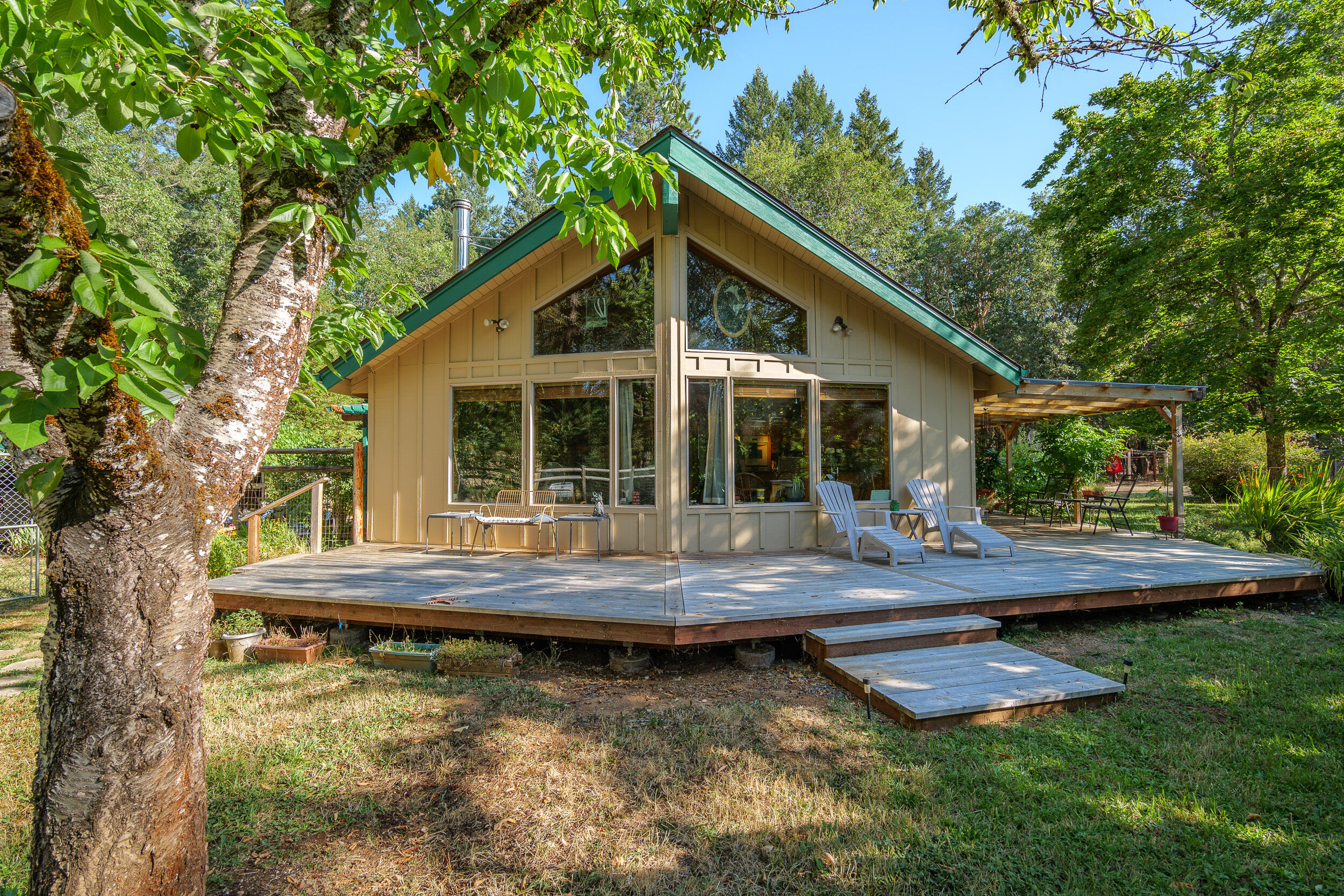 5910 Jerome Prairie Road Grants Pass, OR 97527 - Photo 32 of 50 5910JeromePrairieRd-031