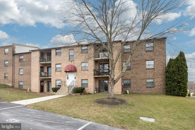 $243,000 | 1717 Valley Drive, West Chester, PA 19382