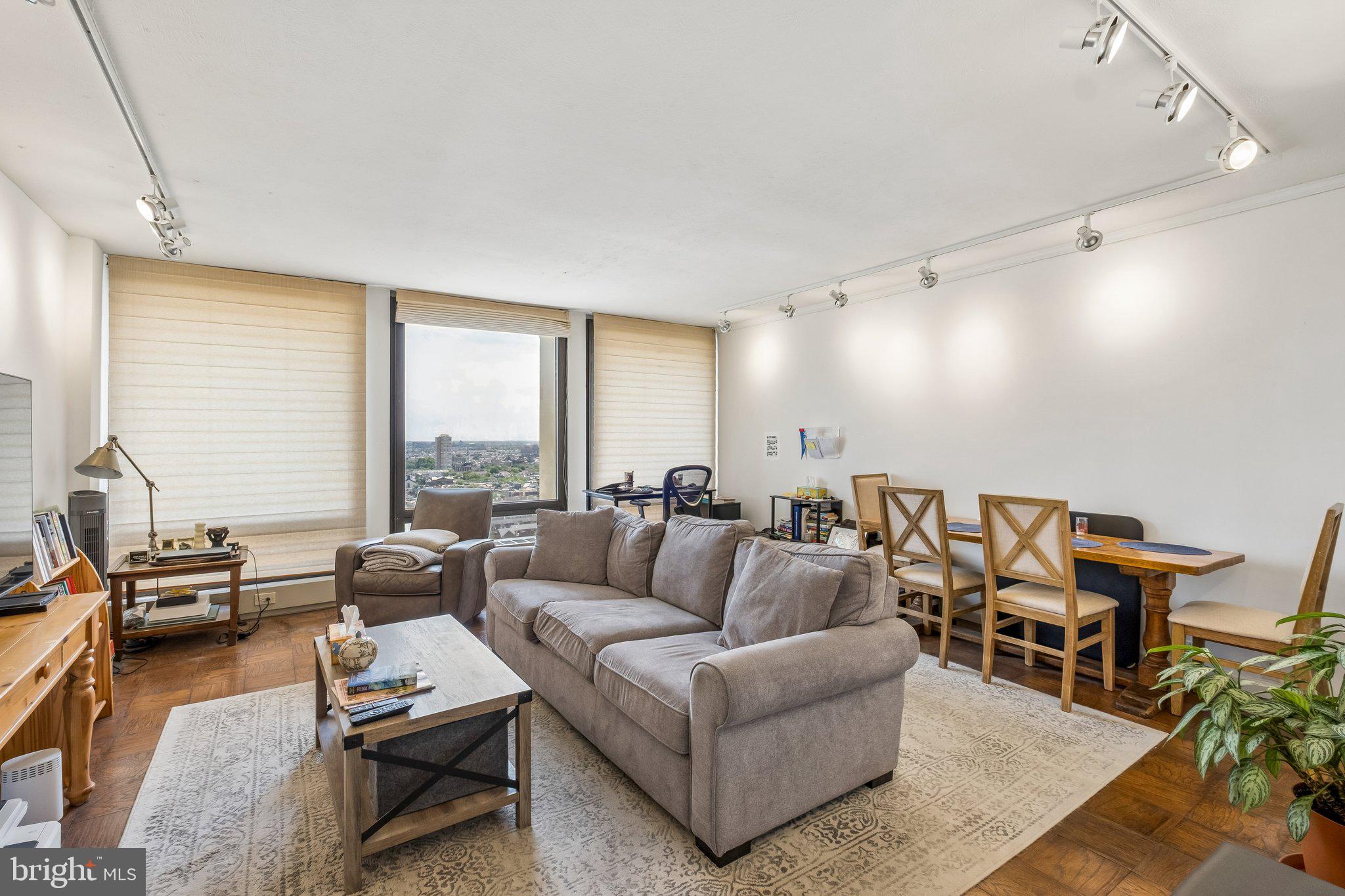 220 Locust Street, Unit 24FS Philadelphia, PA 19106 - Photo 1 of 17