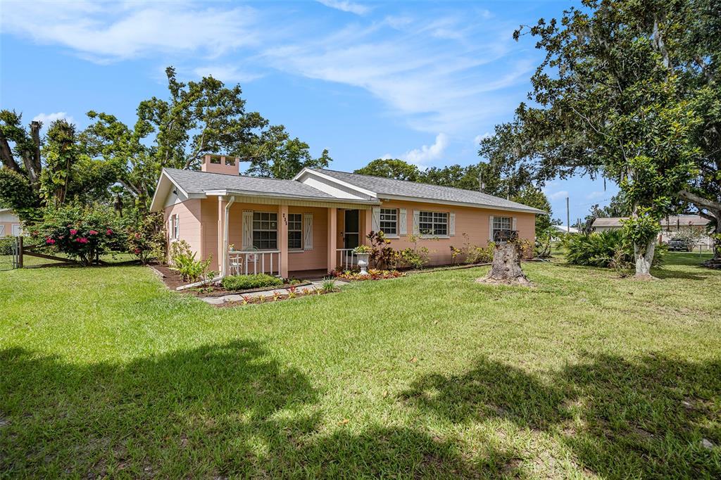 235 Old Welcome Road Lithia, FL 33547 - Photo 35 of 53 Gallery Image 35