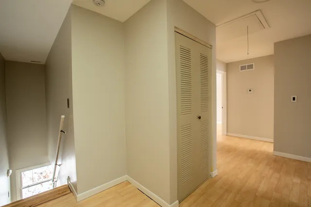 $550,000 | 1629 Syracuse Lane, Schaumburg, IL 60193