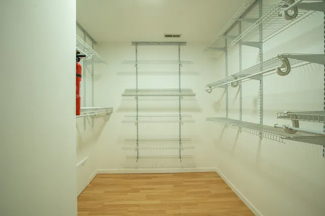 $550,000 | 1629 Syracuse Lane, Schaumburg, IL 60193