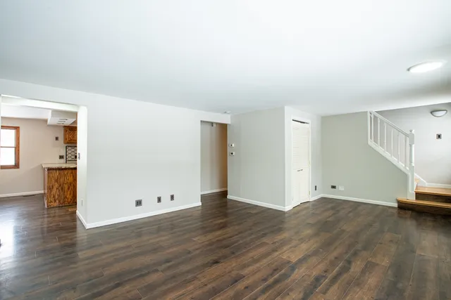 $550,000 | 1629 Syracuse Lane, Schaumburg, IL 60193