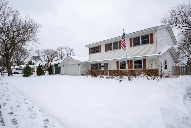 $550,000 | 1629 Syracuse Lane, Schaumburg, IL 60193