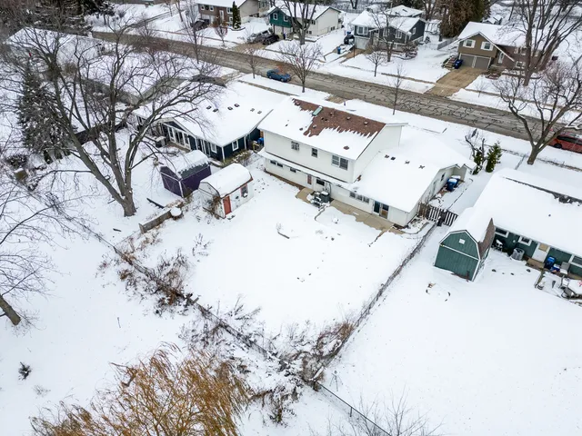 $550,000 | 1629 Syracuse Lane, Schaumburg, IL 60193