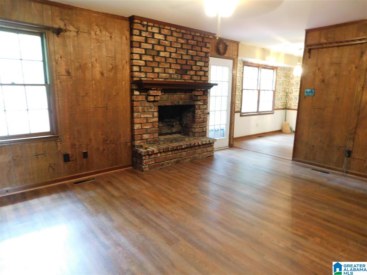 4633 Tecumseh Lane Pelham, AL 35124 - Photo 10 of 37