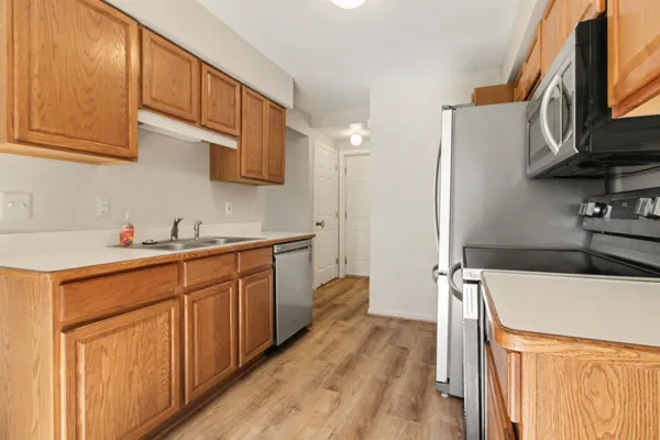 $1,950 | 125 Commons Circle, Saline, MI 48176