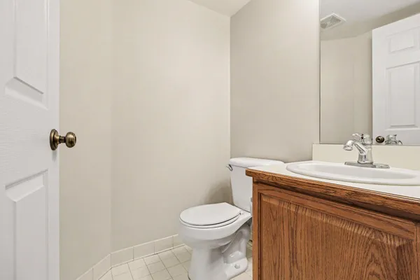 $1,950 | 125 Commons Circle, Saline, MI 48176