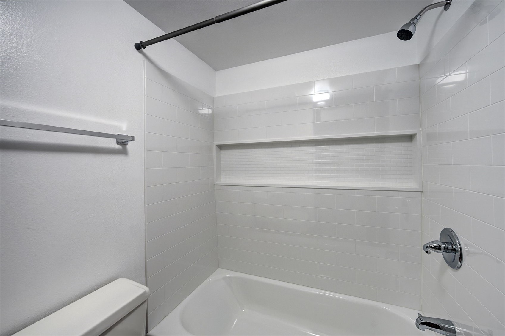 7307 Ryan Gulch Road, Unit D8 Silverthorne, CO 80498 - Photo 20 of 31