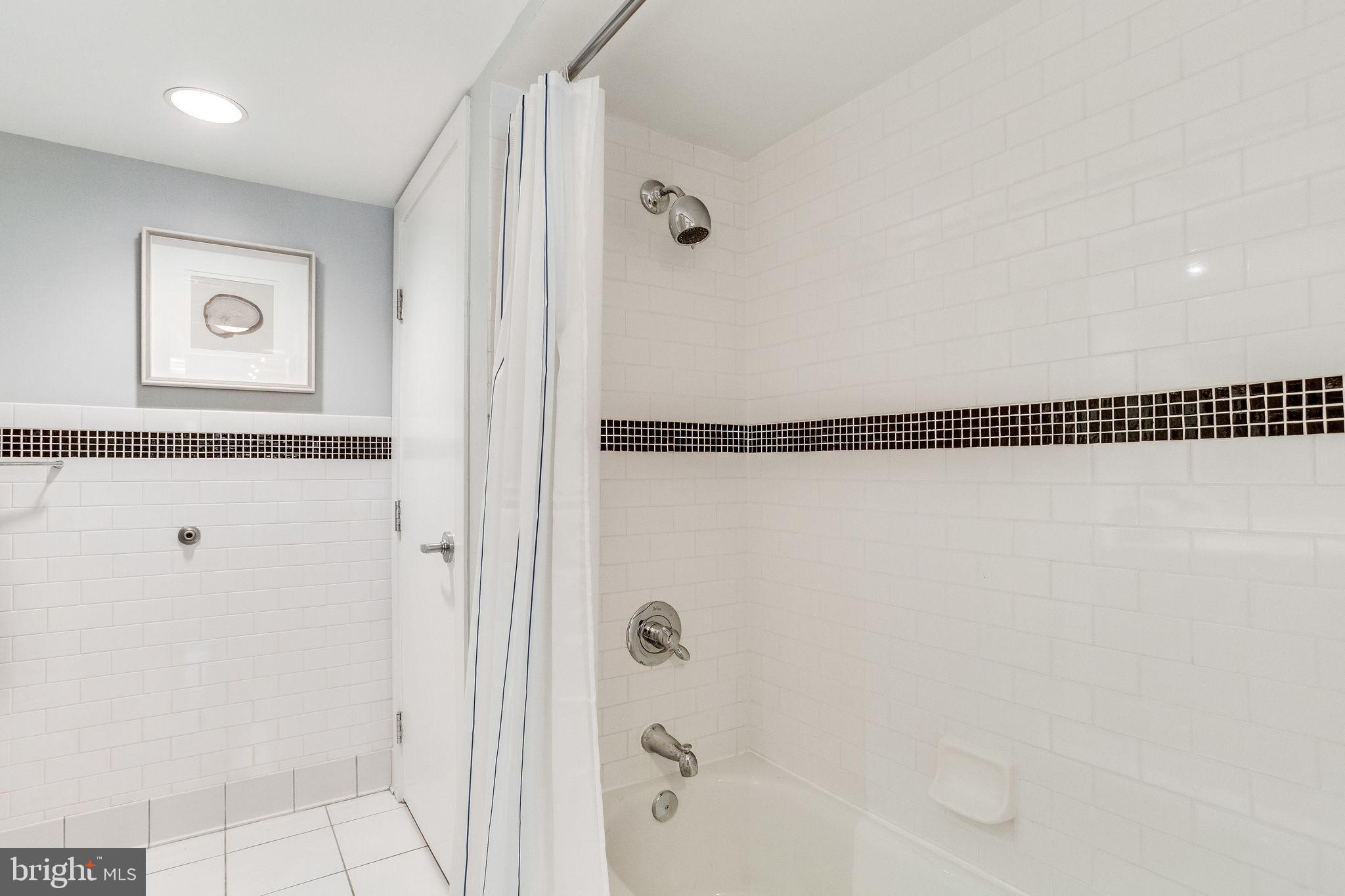 809 6th Street Northwest, Unit 15 Washington, DC 20001 - Photo 18 of 23