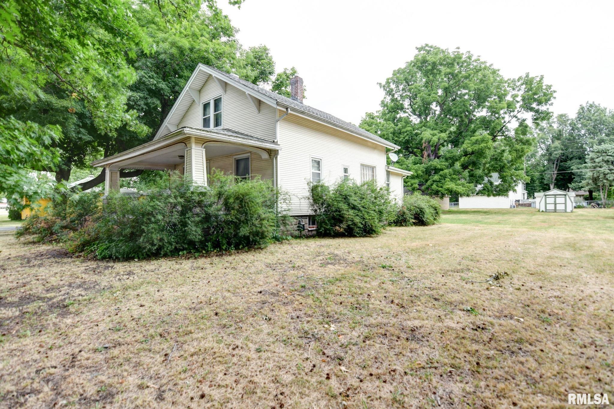 202 Livergood Street Stonington, IL 62567 - Photo 44 of 45