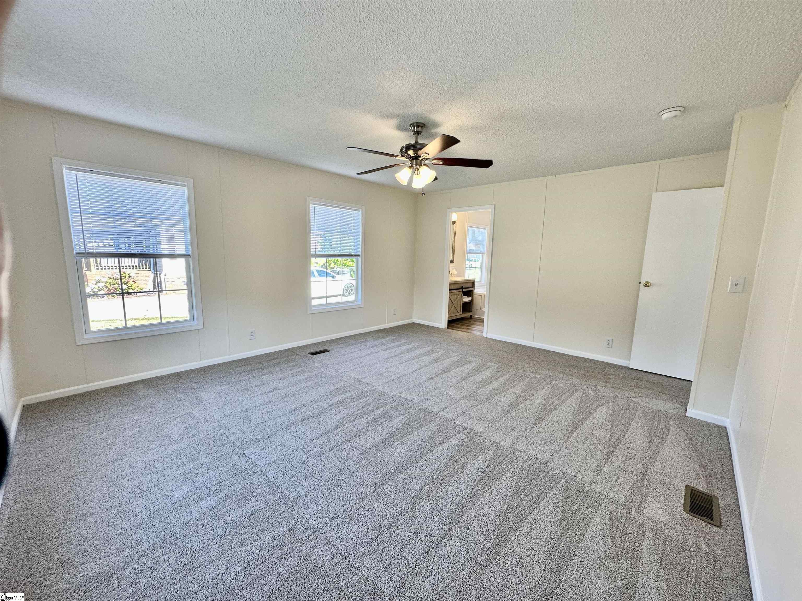 225 State Rd S-42-3140 Woodruff, SC 29388 - Photo 13 of 28