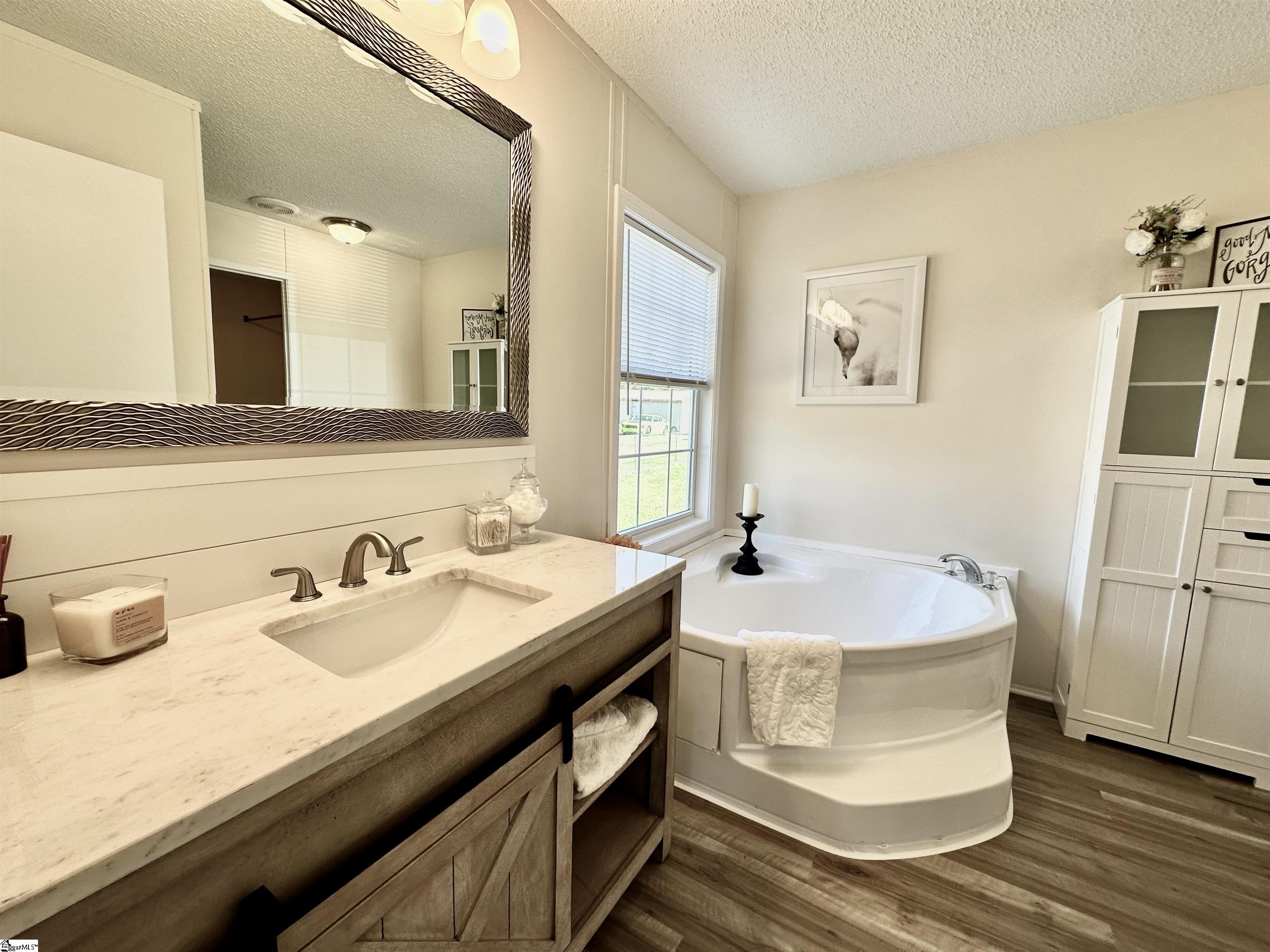 225 State Rd S-42-3140 Woodruff, SC 29388 - Photo 16 of 28