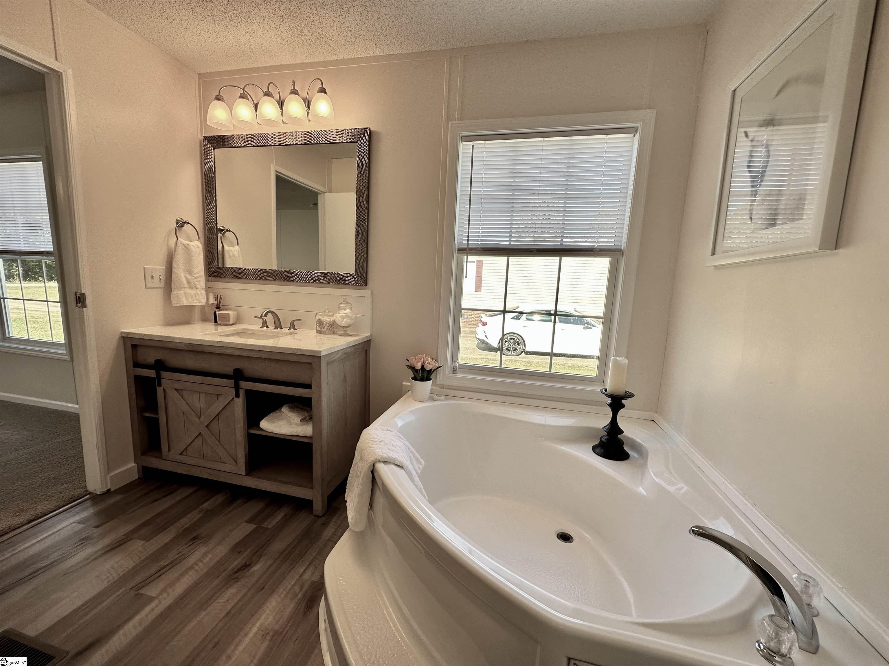 225 State Rd S-42-3140 Woodruff, SC 29388 - Photo 19 of 28