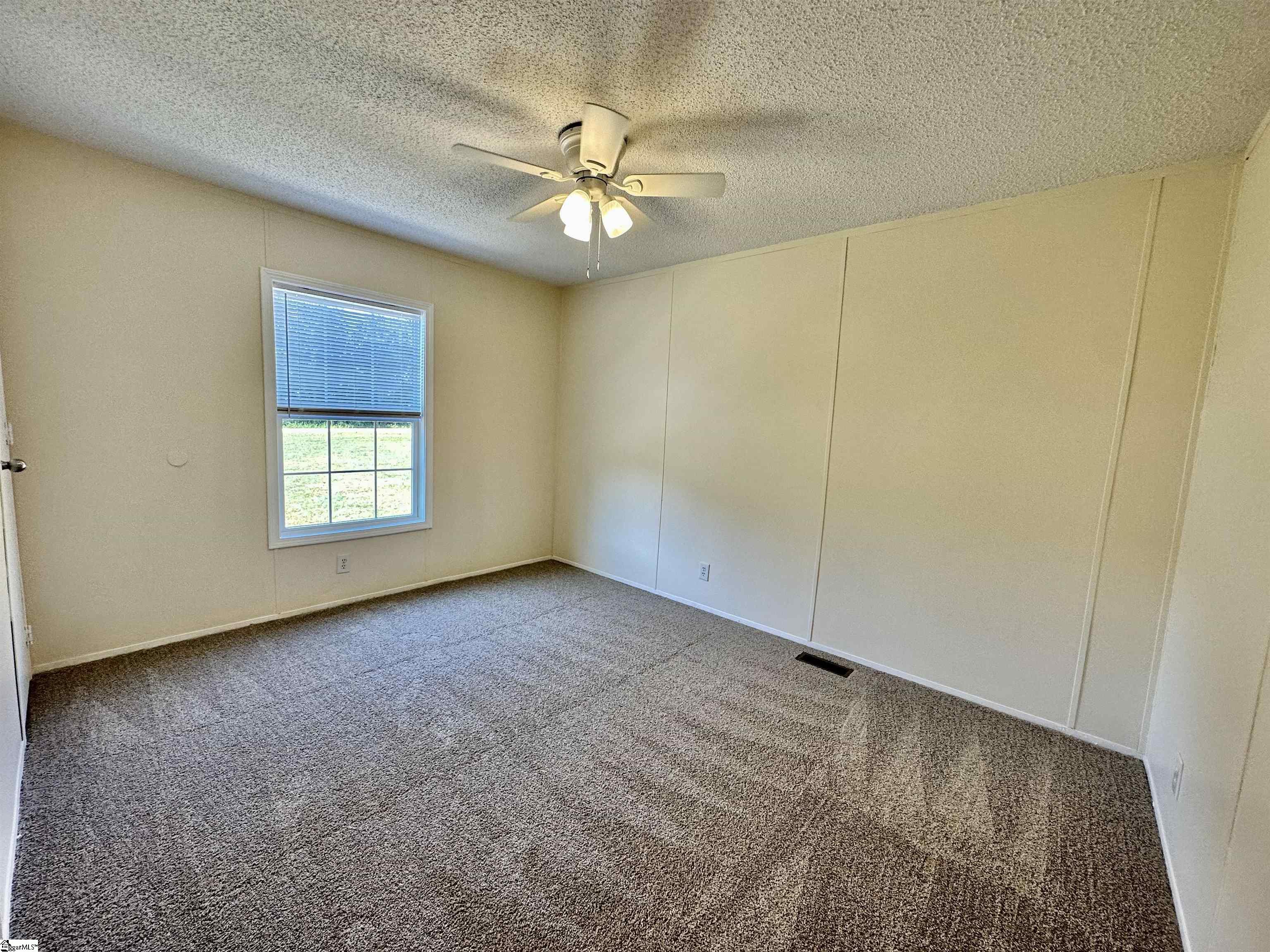 225 State Rd S-42-3140 Woodruff, SC 29388 - Photo 22 of 28