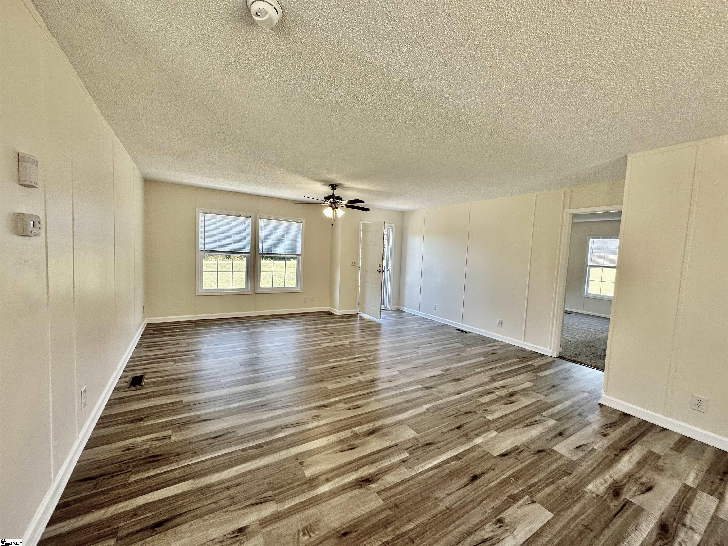 225 State Rd S-42-3140 Woodruff, SC 29388 - Photo 4 of 28