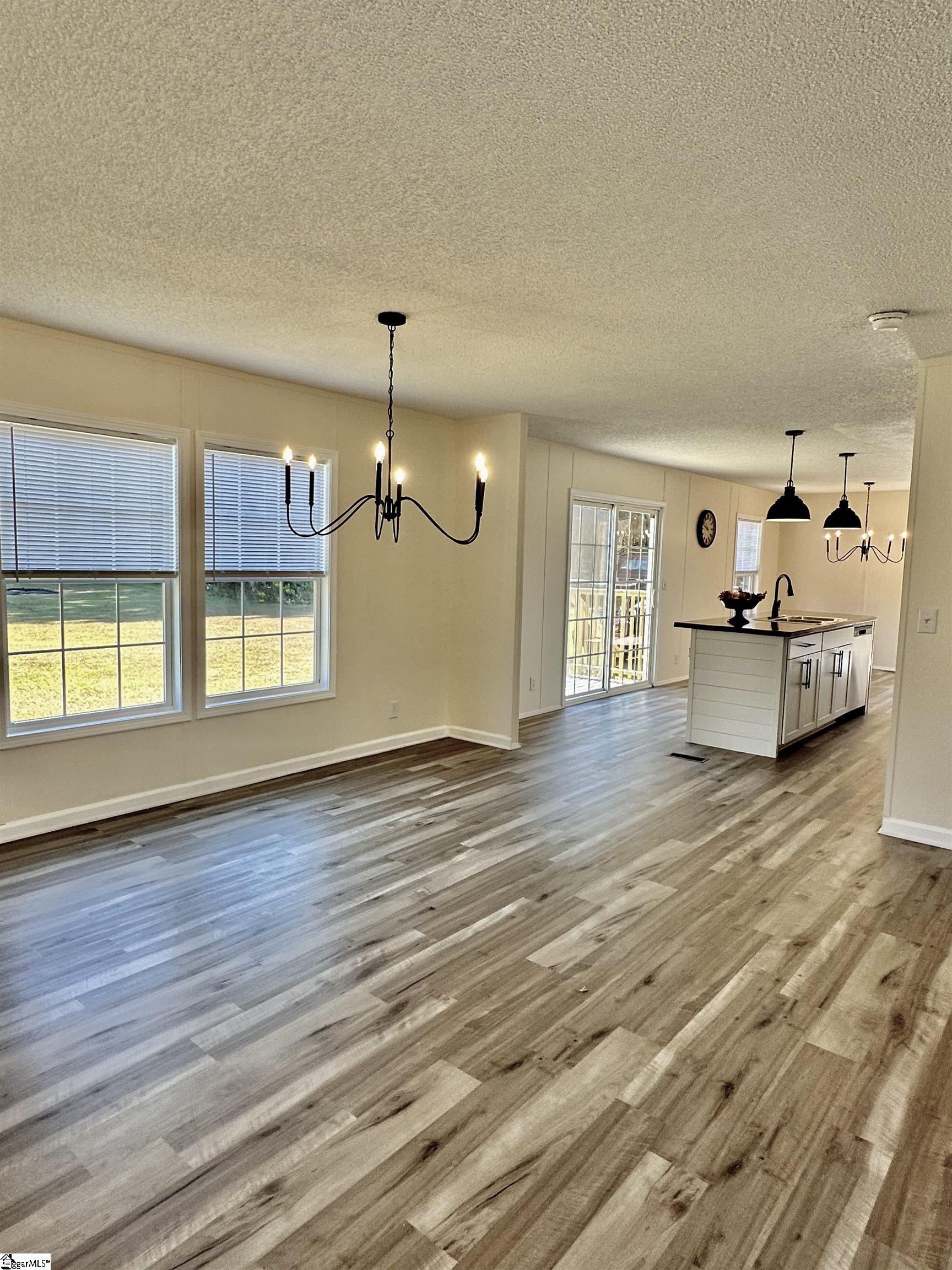 225 State Rd S-42-3140 Woodruff, SC 29388 - Photo 5 of 28