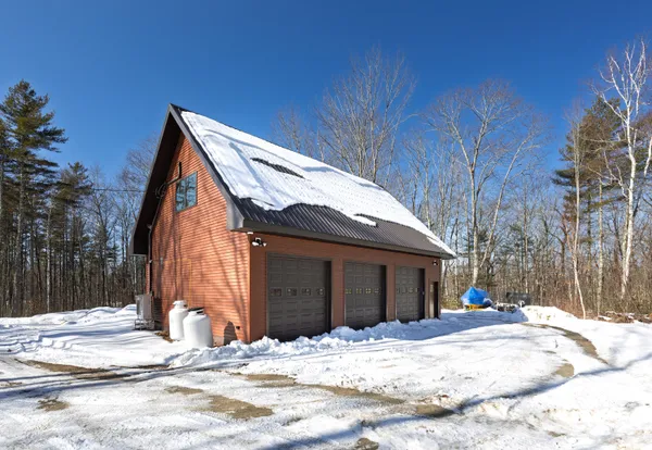 $589,000 | 9 East Pond Road, Jefferson, ME 04348