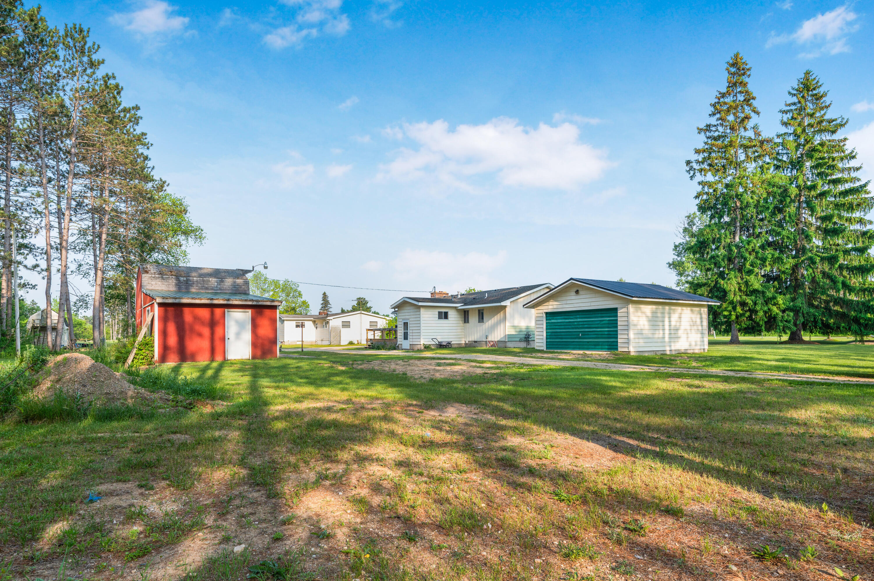 7873 River Road Evart, MI 49631 - Photo 4 of 24 7873-RiverAve-Evart-17