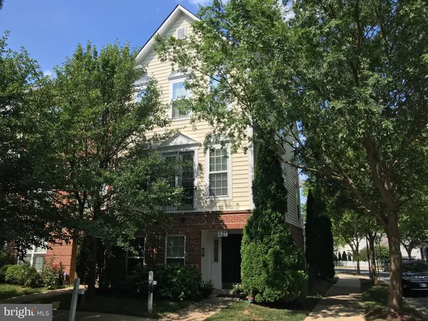 $3,600 | 421 Leaning Oak Street, Gaithersburg, MD 20878