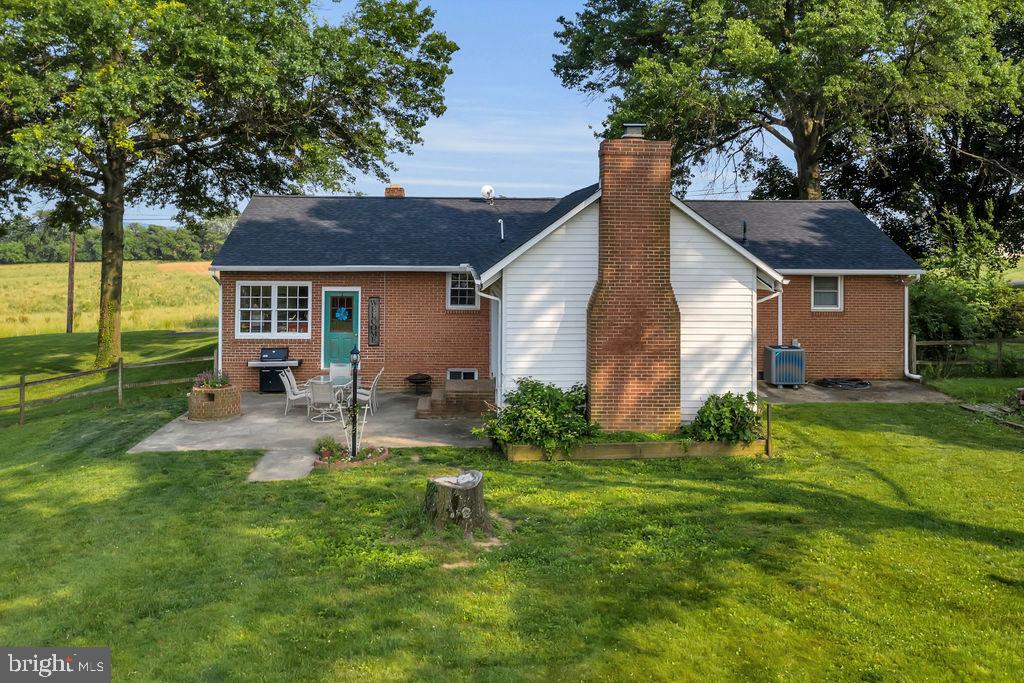 5540 Catholic Church Road Jefferson, MD 21755 - Photo 11 of 50 Rear closeup View
