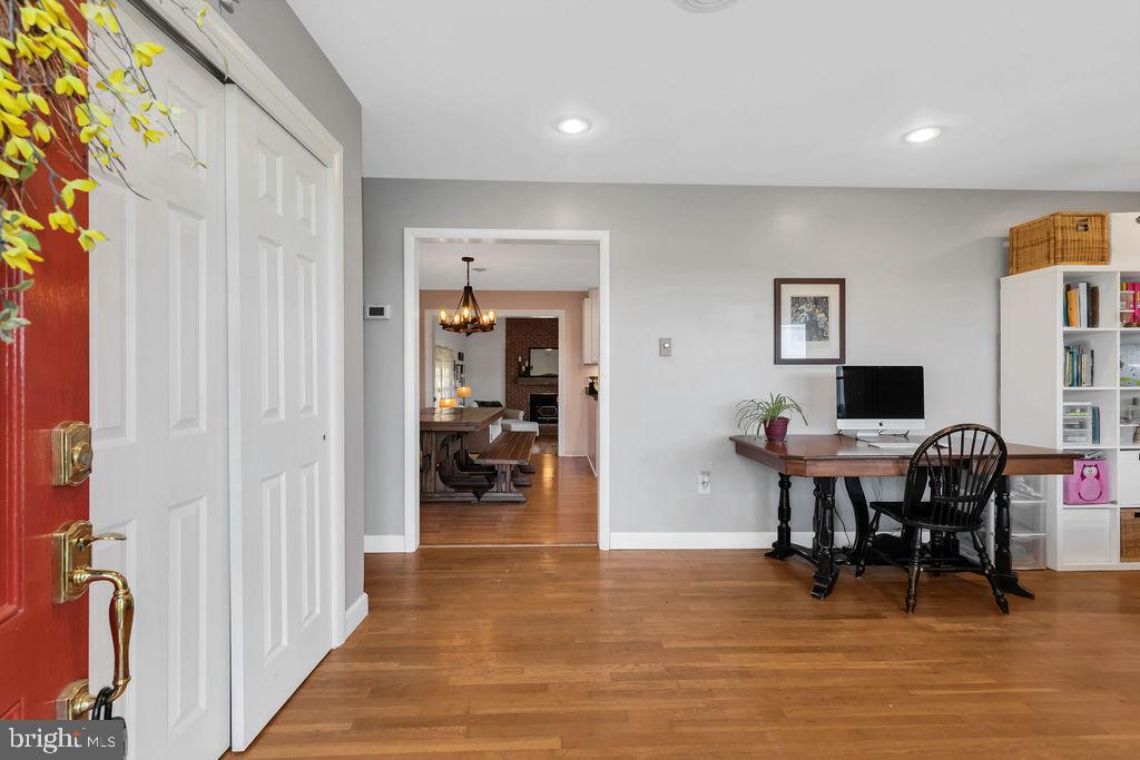 5540 Catholic Church Road Jefferson, MD 21755 - Photo 25 of 50 Livingroom View 3