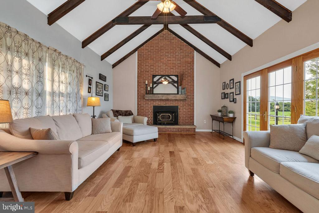5540 Catholic Church Road Jefferson, MD 21755 - Photo 32 of 50 Family Room