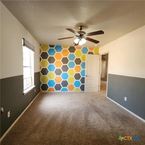 a view of empty room with window