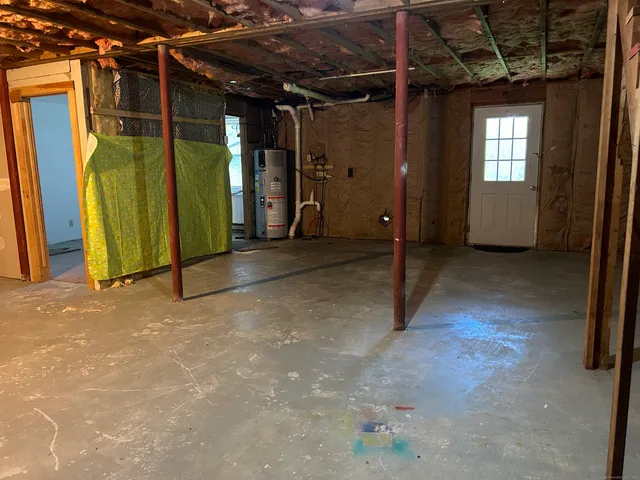 $1,900 | 90 Godfrey Road, Groton, CT 06355