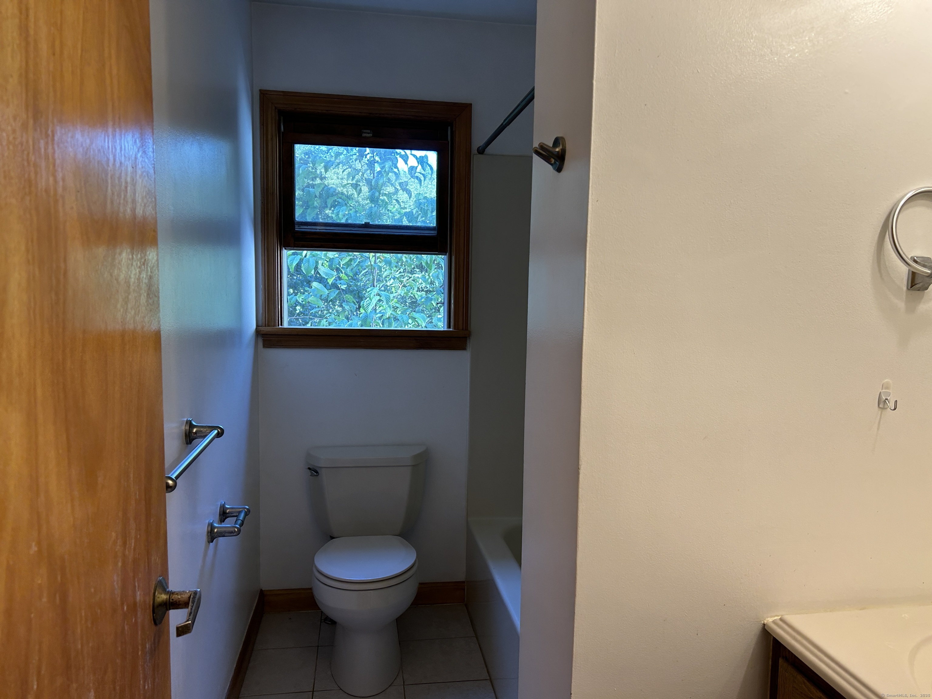 90 Godfrey Road Groton, CT 06355 - Photo 9 of 11