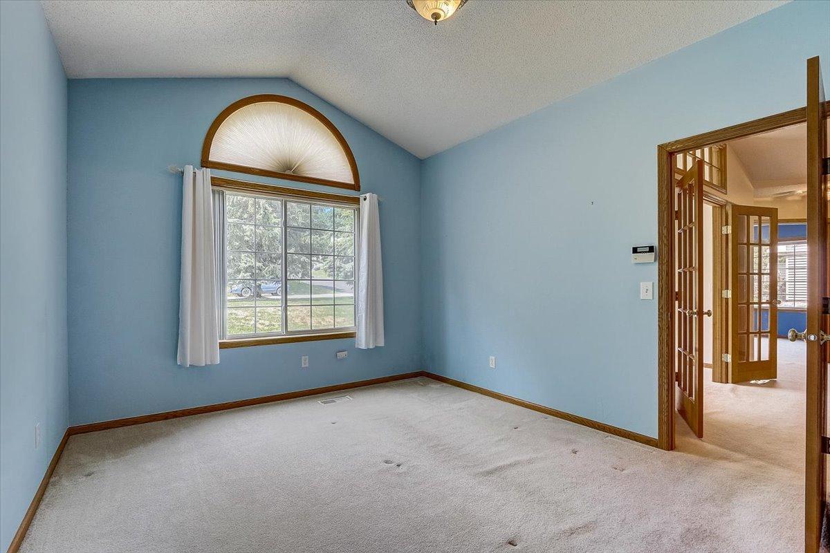 8544 Corcoran Path Inver Grove Heights, MN 55076 - Photo 17 of 29 Gallery Image 17