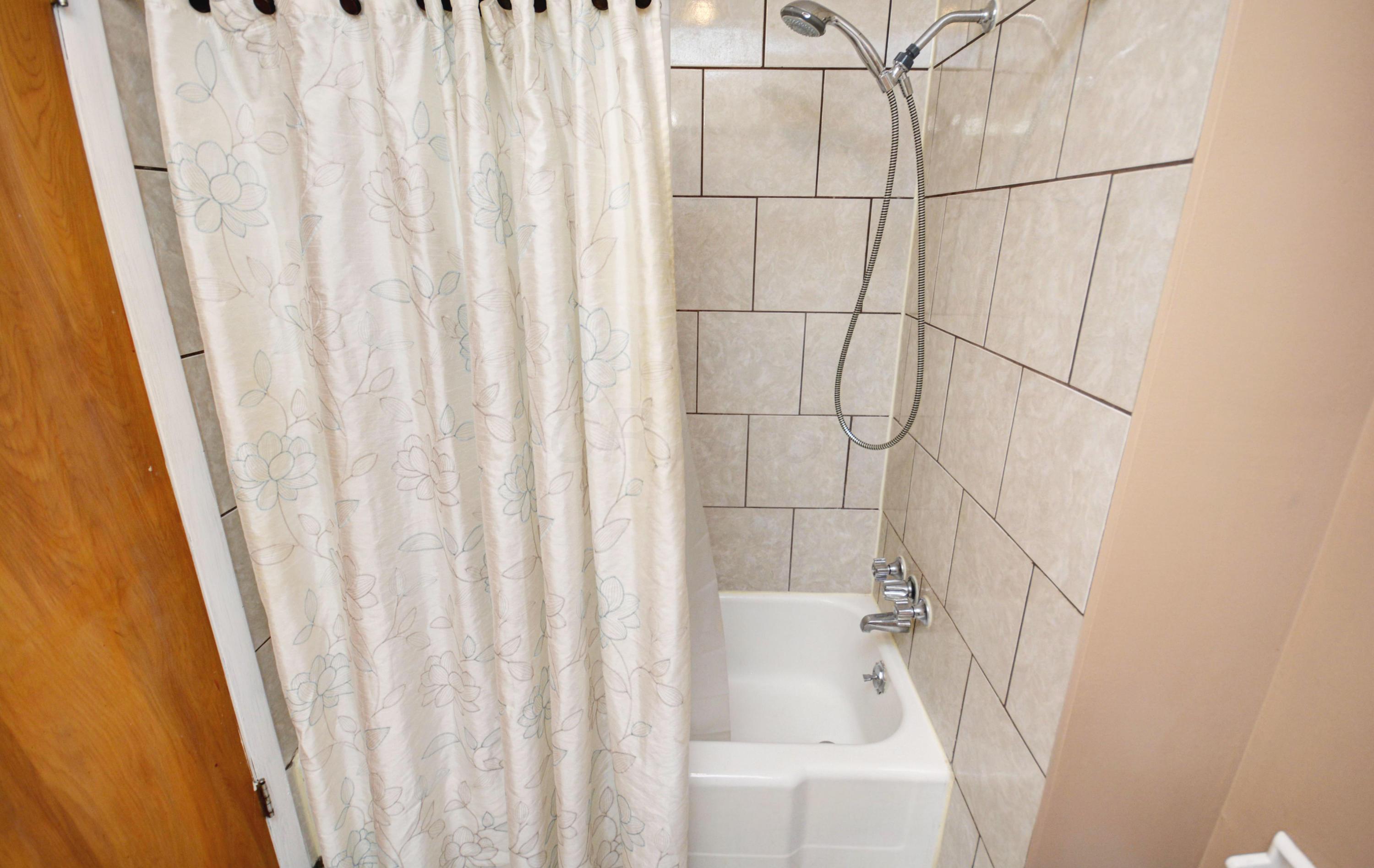 4487 Kenfield Road Columbus, OH 43224 - Photo 23 of 29 Gallery Image 23