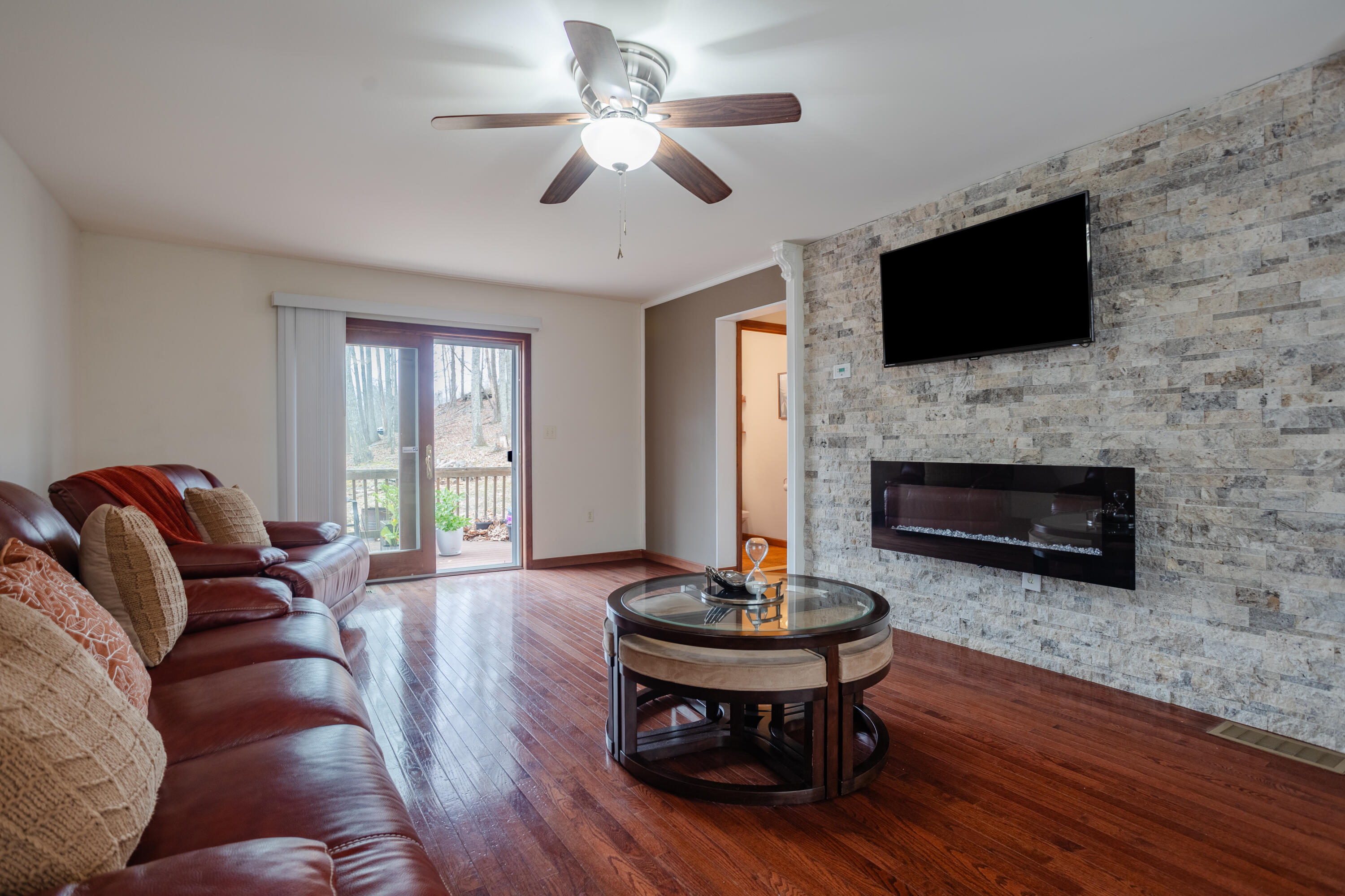 128 Cardinal Road Cresco, PA 18326 - Photo 13 of 35 128 Cardinal Rd-20