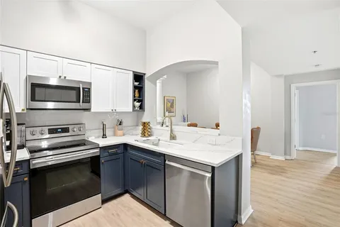 $564,900 | 200 4th Avenue South, Unit 410, St. Petersburg, FL 33701