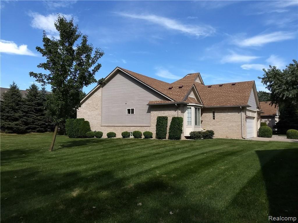 30109 Raintree Circle, Unit 74 Chesterfield, MI 48047 - Photo 4 of 34