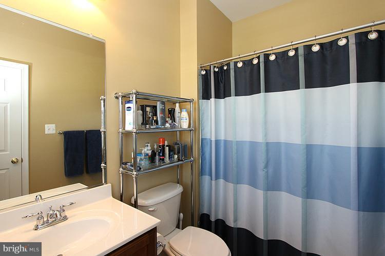 12113 Cypress Spring Road Clarksburg, MD 20871 - Photo 22 of 30 Bath