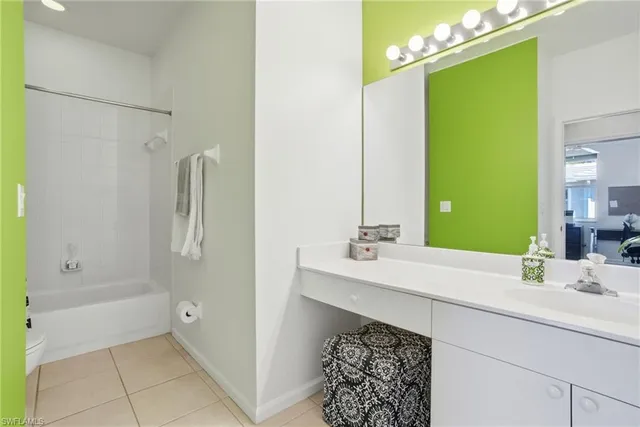 $525,000 | 7110 Wild Forest Court, Unit 202, Naples, FL 34109