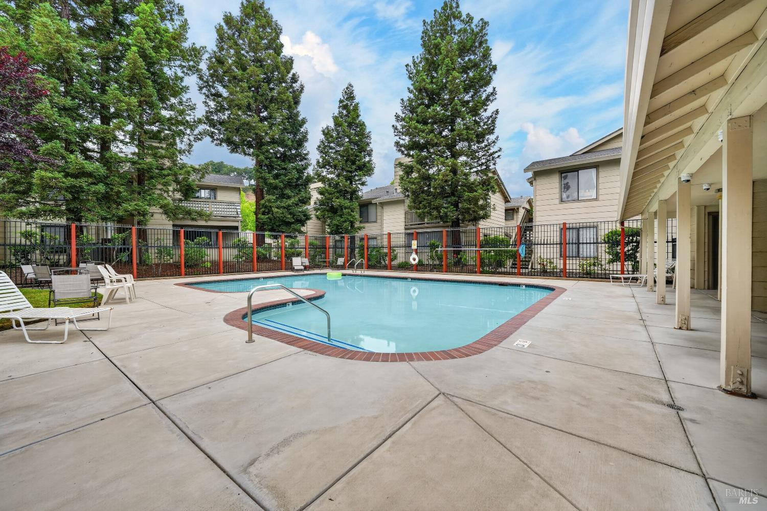 810 Dover Hercules, CA 94547 - Photo 28 of 36