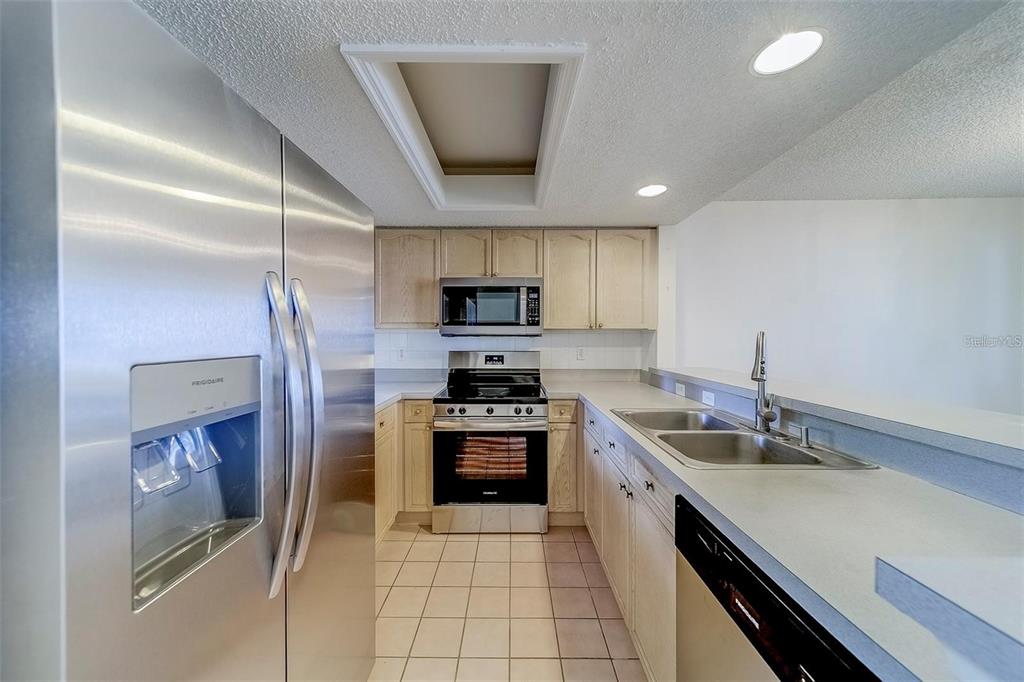 9209 Jake's Path Largo, FL 33771 - Photo 9 of 42